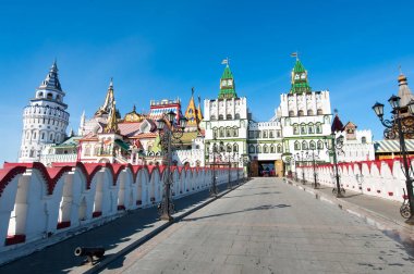 Taş köprü, Rusya'nın Moskova Izmailovsky Kremlin.