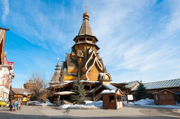 Aziz Nikolaos Kilisesi Ortaçağ Tarzı Yüksek Ahşap Tapınağı Rusya Izmailovo — Stok fotoğraf