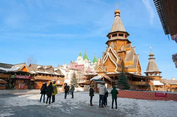 Moscú Rusia Marzo 2018 Patio Interior Kremlin Izmailovo Iglesia San —  Fotos de Stock