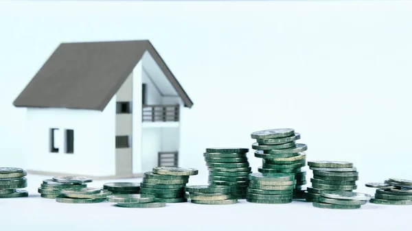 Hypotheek concept. Geld en huis — Stockfoto