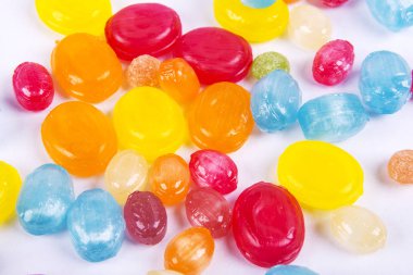 Renkli şekerler ve lolipop portre