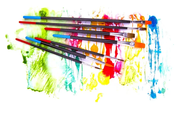 Farben und Pinsel — Stockfoto