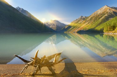 Güzel yaz manzara, Altay Dağları Rusya.