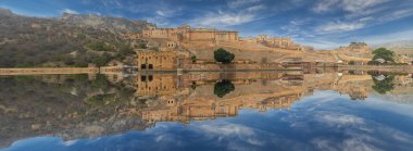 Amer Fort Amer, Rajasthan, Hindistan yer alır.