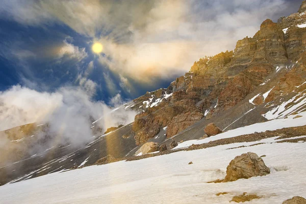 Munții Annapurna din Himalaya din Nepal . — Fotografie, imagine de stoc