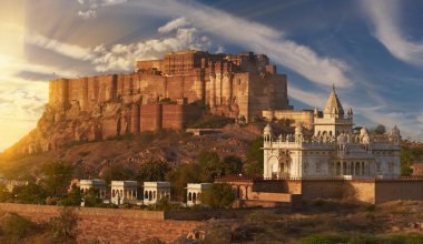 Mehrangarh Kalesi ve Jaswant Thada Türbesi