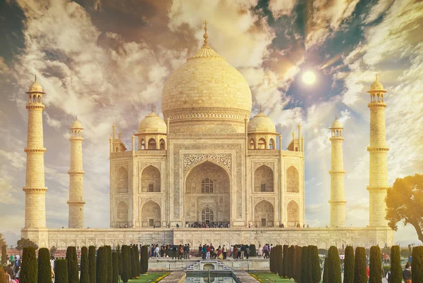Taj Mahal'ı Hindistan, Agra. 7 Dünya merak ediyor. Güzel Tajmahal trave