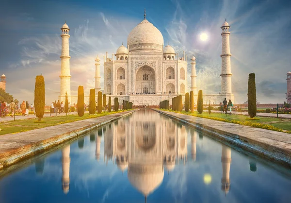 Taj mahal indien, agra. 7 Weltwunder. schöne tajmahal trave — Stockfoto