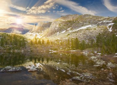 Ergaki Ridge doğa parkı. Krasnoyarsk bölgesi Rusya