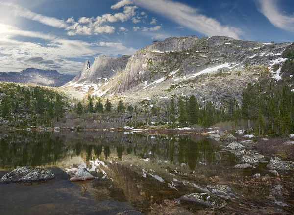 Ergaki Ridge Nature Park. Krasnoyarsk region Russia — Stock Photo, Image