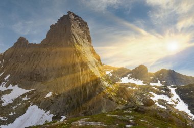 Ergaki Ridge doğa parkı. Krasnoyarsk bölgesi Rusya
