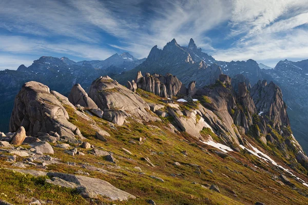 Ergaki Ridge doğa parkı. Krasnoyarsk bölgesi Rusya