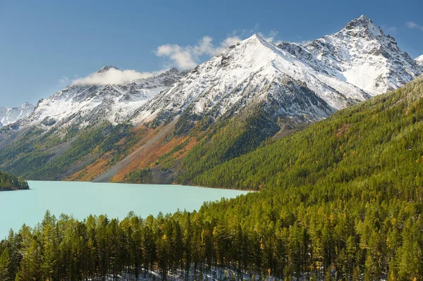 Montanha Lago Rússia Sibéria Ocidental Montanha Paisagem Com Lago Floresta — Fotografia de Stock