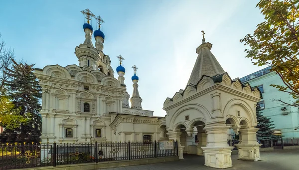 Igreja da Natividade da Bem-aventurada Virgem Maria em Moscou . — Fotografia de Stock