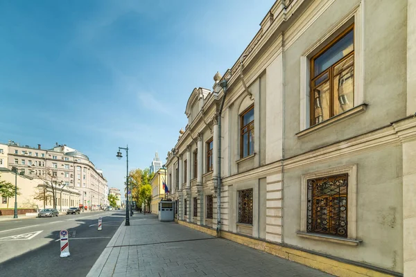 Malaya dmitrovka street, Botschaft der Republik Slowenien in — Stockfoto