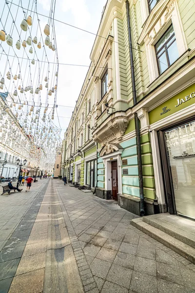 Stoleshnikov Lane, Vackra platser för turister i Moskva. — Stockfoto
