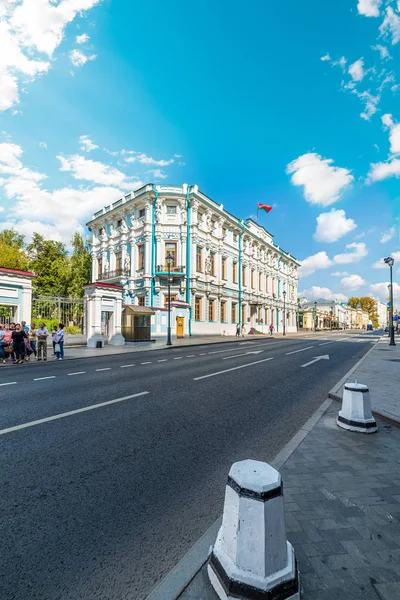 Улица Маросейка, Посольство Республики Беларусь в Российской Федерации . — стоковое фото