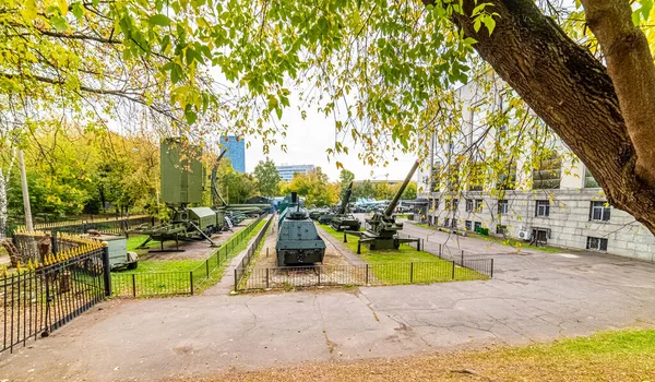 Moskova şehri. Rusya Federasyonu Silahlı Kuvvetleri Merkez Müzesi, Rusya Federasyonu 'nun açık bir alanıdır.