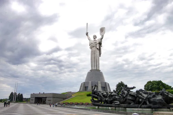 Monumento Mãe Pátria Kiev Ucrânia — Fotografia de Stock