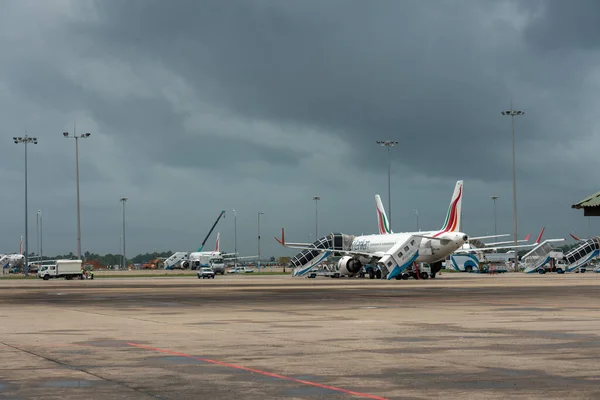 Colombo Sri Lanka Agosto 2019 Aviones Srilankan Delantal Preparación Aeropuerto — Foto de Stock