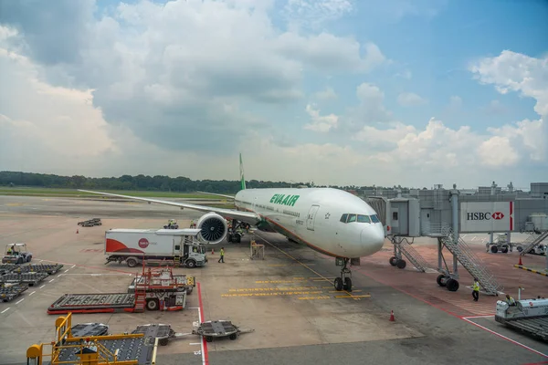 Changi Singapur Singapur Oct 2018 Eva Air Boeing 777 Preparación — Foto de Stock