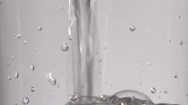 Real Time Close Studion Water Getting Poured Clear Glass — Stock Video