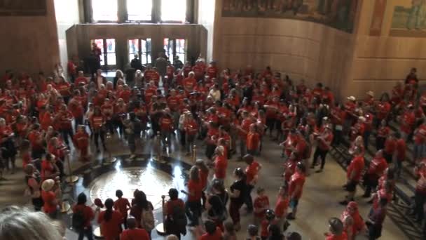 Large Crowd Students Teachers Sing Want Want Funding Capitol Building — Stock Video