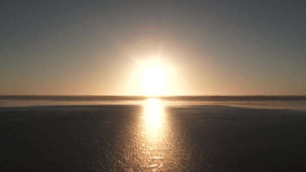 Low Angle Sandy Beach Transition White Zoom Sun Ocean — Stock Video