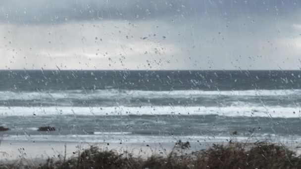 Real Time Scenic Rain Falling Stormy Ocean Coast Looking Out — Stock Video