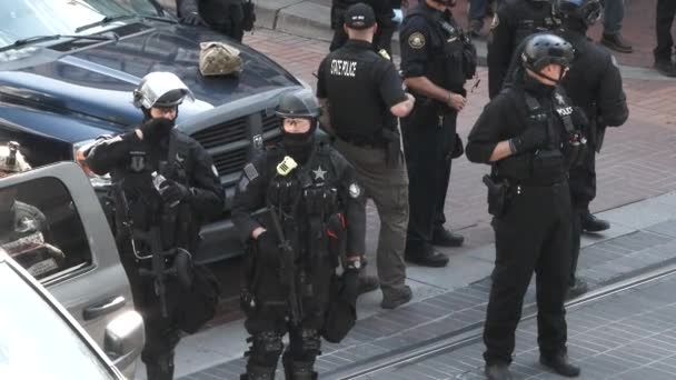 City Police State Troopers Homeland Security Take Downtown Protesters Took — Stock Video