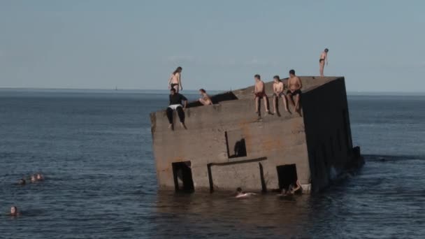 Groupe Enfants Profiter Été Traîner Glacière Duluth Minnesota Sur Lac — Video