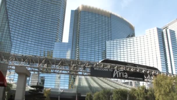 Entrada Frente Aria Resort Casino Com Bonde Expresso Viajando Por — Vídeo de Stock