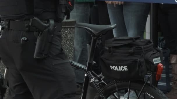Haven Van Portland Politieagent Werken Menigte Controle Rally Voor Thuiskomst — Stockvideo