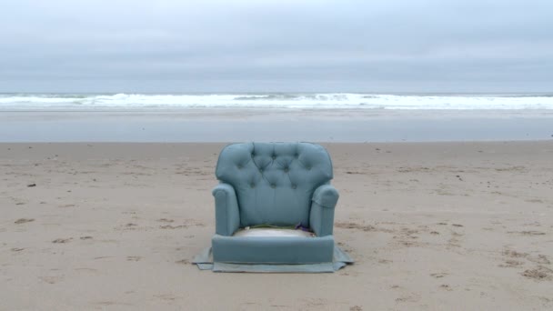 Small Sofa Chair Washed Oregon Coast Makes Cozy Seat Enjoy — Stock Video