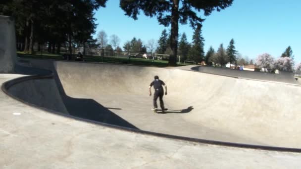 Teenager Skateboarding Outdoor Skate Park Portland Oregon Editorial Use — Stock Video