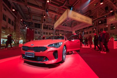 Bologna, İtalya - Aralık, 2017 yaklaşık: Kia Stinger araba Motor Show'da.