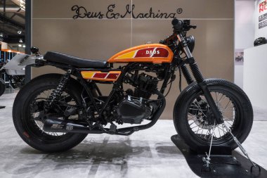 Milan, İtalya - Kasım, 2017 yaklaşık: Deus ex Machina motosiklet, 75 Eicma, Rho, Milan Uluslararası motosiklet Sergisi.
