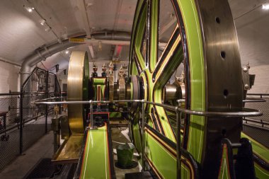 Ocak, 2018 yaklaşık - Londra, İngiltere: Tower Bridge buhar odası.