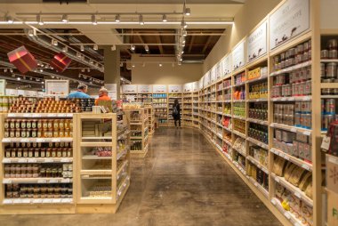 Bologna, İtalya - Aralık, 2017 yaklaşık: Fico Eataly dünya, Bologna oteli bulunan dünyanın en büyük agrofood parkı var. İç görünüm.