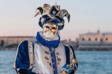 Karnaval Venedik, Mark'ın kare planda St. George Adası'nda güzel maske.