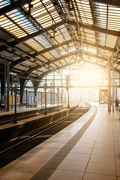 Berlin Deutschland Juli 2017 Berliner Bahnhof Bei Sonnenschein — Stockfoto