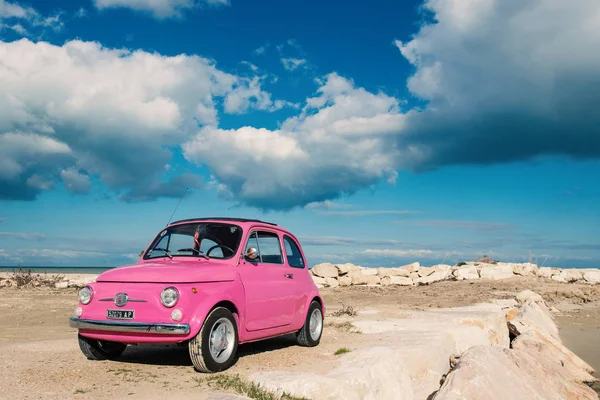 Pedaso Italy February 2016 Old Pink Fiat Nuova 500 City — Stock Photo, Image