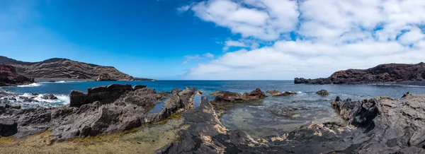 Golfo の釣りの近くの大西洋の海岸のチャルコ Clicos ビーチのパノラマ風景 ランサローテ島 カナリア諸島 — ストック写真