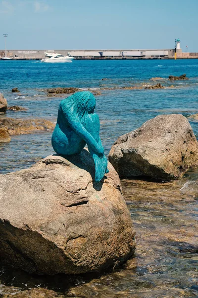 Ile Rousse Corse Juli 2017 Meerjungfrauen Skulptur Auf Den Felsen — Stockfoto