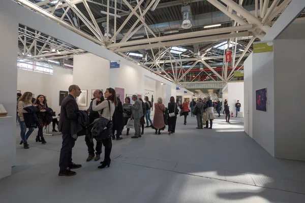 Bologna Itália Fevereiro 2018 Pessoas Que Visitam Artefiera 2018 Exposição — Fotografia de Stock