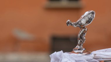 Bologna, İtalya - 15 Ekim 2016: Rolls Royce Phantom V Ecstasy ruhu. Rolls-Royce Limited tarafından üretilen 1959 1968'e büyük, son derece özel bir dört kapılı salon Rolls-Royce Phantom suyudur.