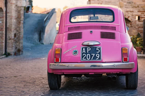 Altidona Italy February 2016 Old Pink Fiat Nuova 500 City — Stock Photo, Image
