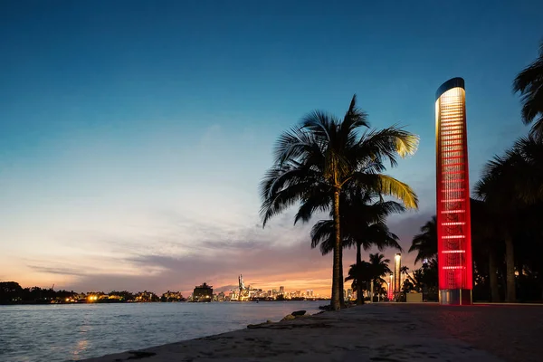 Zachód Słońca Sceny Nad Miami Bay South Pointe Park Florida — Zdjęcie stockowe