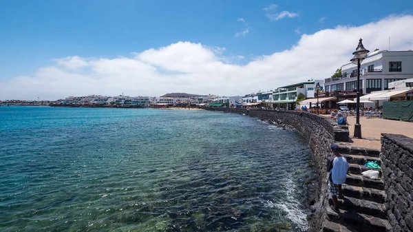 Lanzarote Spanya Haziran 2017 Yaklaşık Puerto Del Carmen Beach Adası — Stok fotoğraf