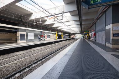 Rome, İtalya - Ekim, 2016 yaklaşık: Garbatella Metro İstasyonu'na. Ağ açtım yapım o 1955'te ülkenin en eski. 